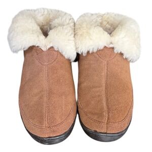 Staheekum Brand Women's Tan‎ Suede Sheepskin Lined Moccasin Slippers Size L6